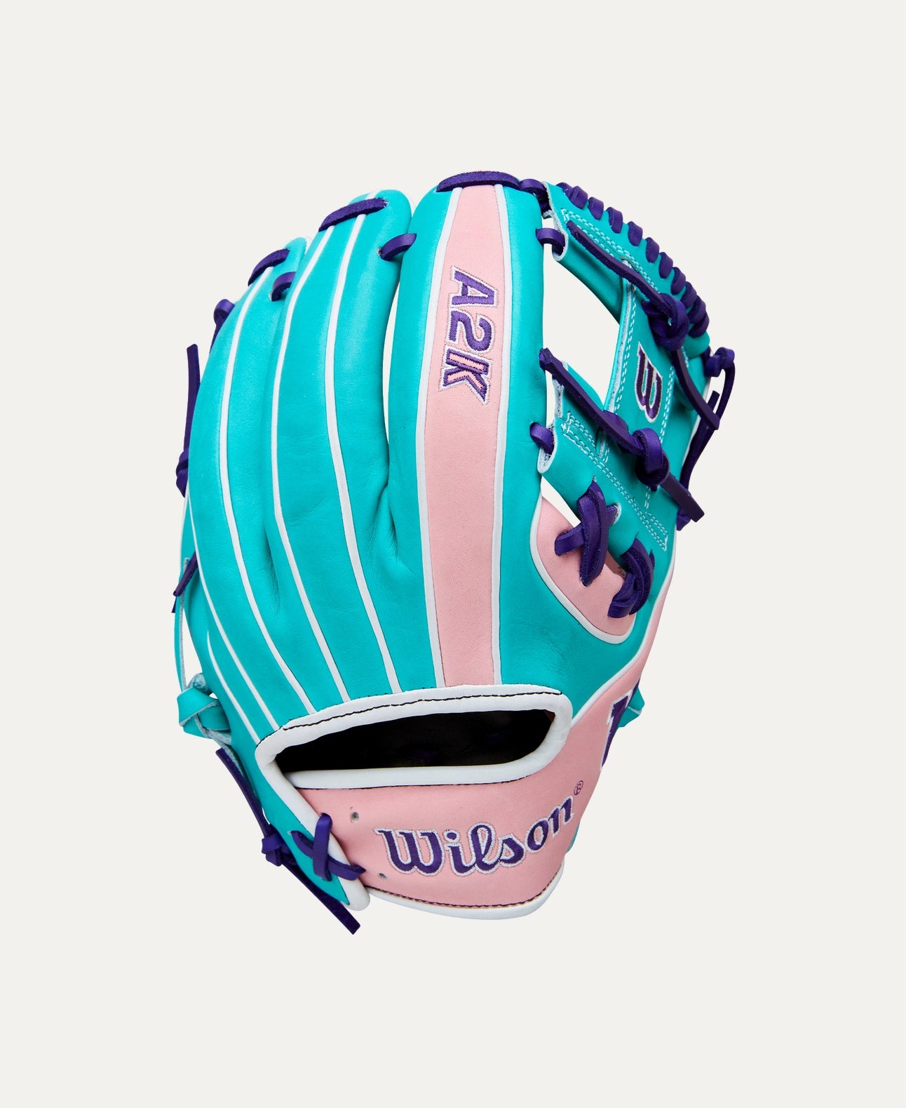 An 11.5” infield glove with Pink & Teal Pro Stock® Select leather for work at second base, third base or shortstop.